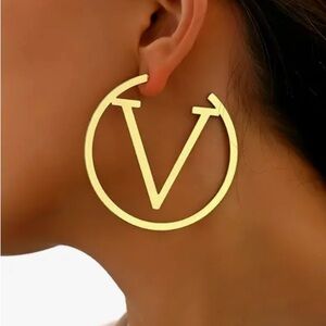 Large V Earrings